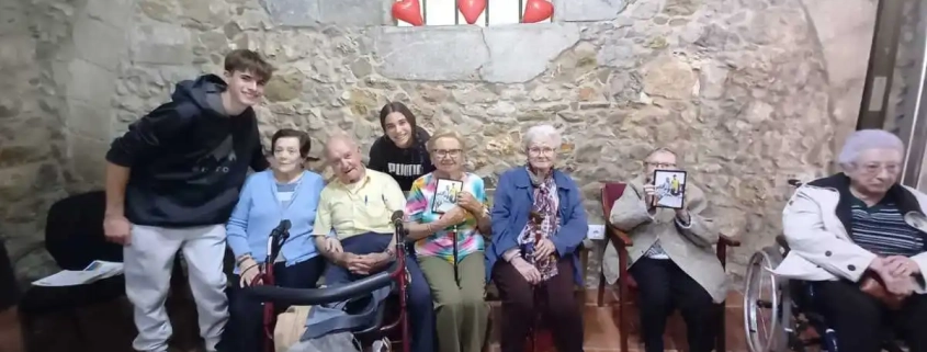 Donem les gràcies a Càritas Baix Ter i a tot l’alumnat de l’INS Montgrí i Col·legi Sant Gabriel que ha participat per fer realitat el projecte Grans Moments, destinat a la gent gran.