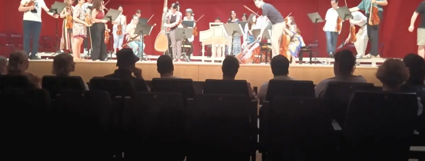 L'orquestra EEEmerging en un moment de l'assaig que va fer a l'Auditori Espai Ter i al que vam tenir la sort de poder assistir.