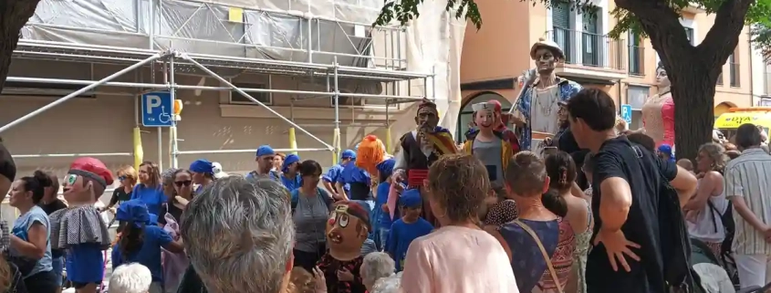 Hem celebrat la Festa Major de Sant Genís! Vam rebre els Gegants de Torroella, els Grallers del Montgrí, els Enxancats i les Xatis, juntament amb els Gegants de Palafrugell.