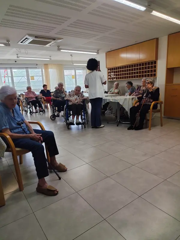 Jocs a l'interior de la residència