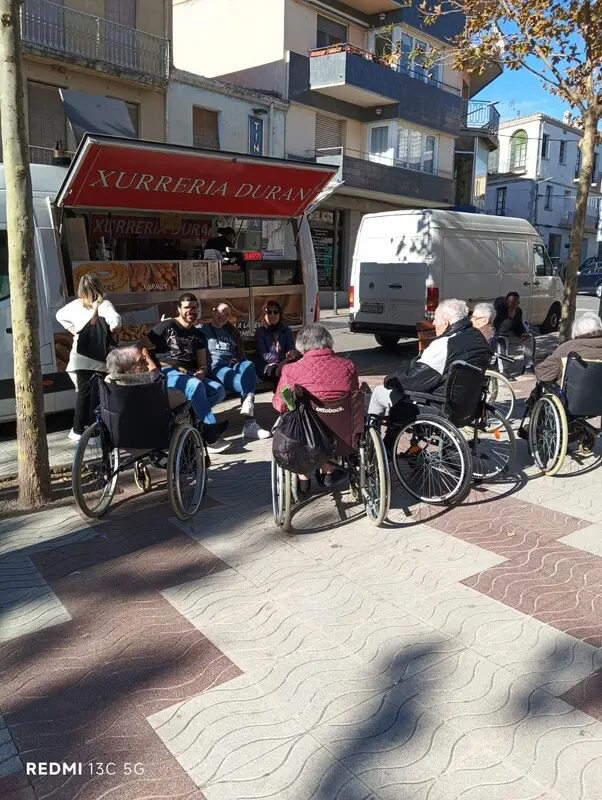 A la xurreria del mercat dels dilluns.