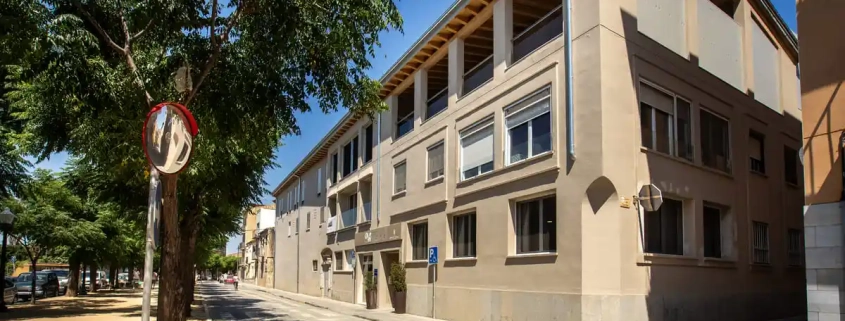 Façana de la residència Vila Vella després de la remodelació, octubre 2026